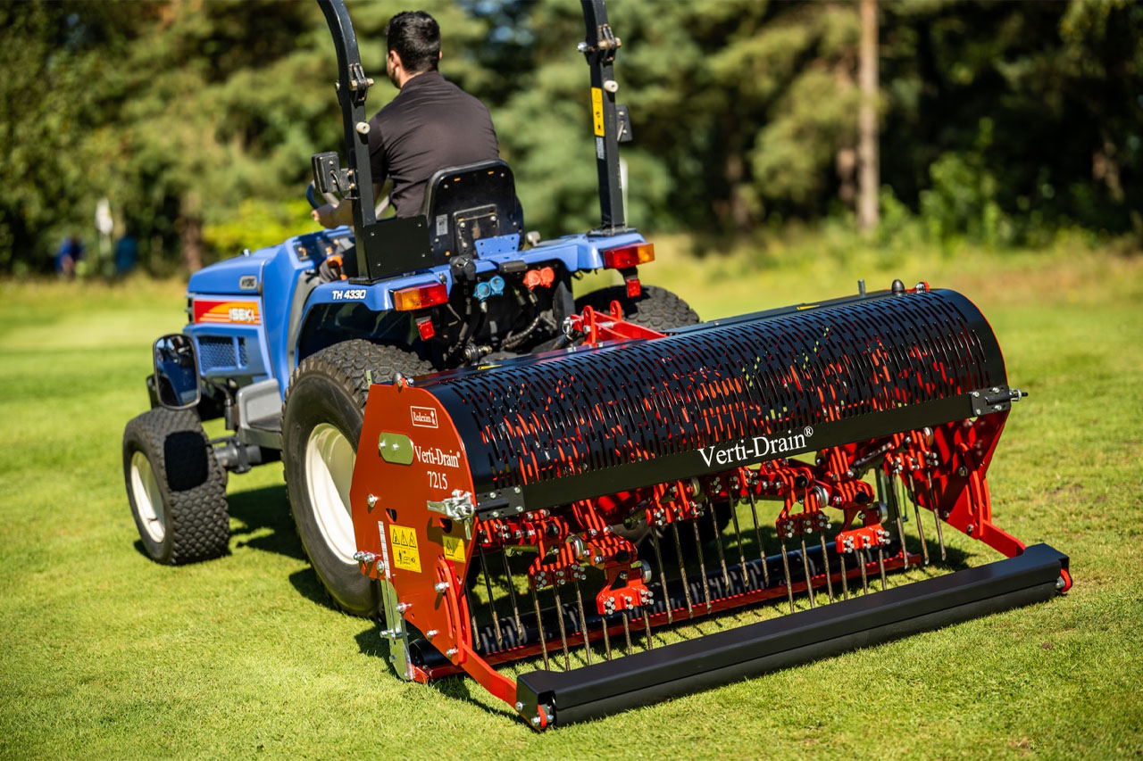 Verti-Drain® 7215 – Redexim – Verti-Drain